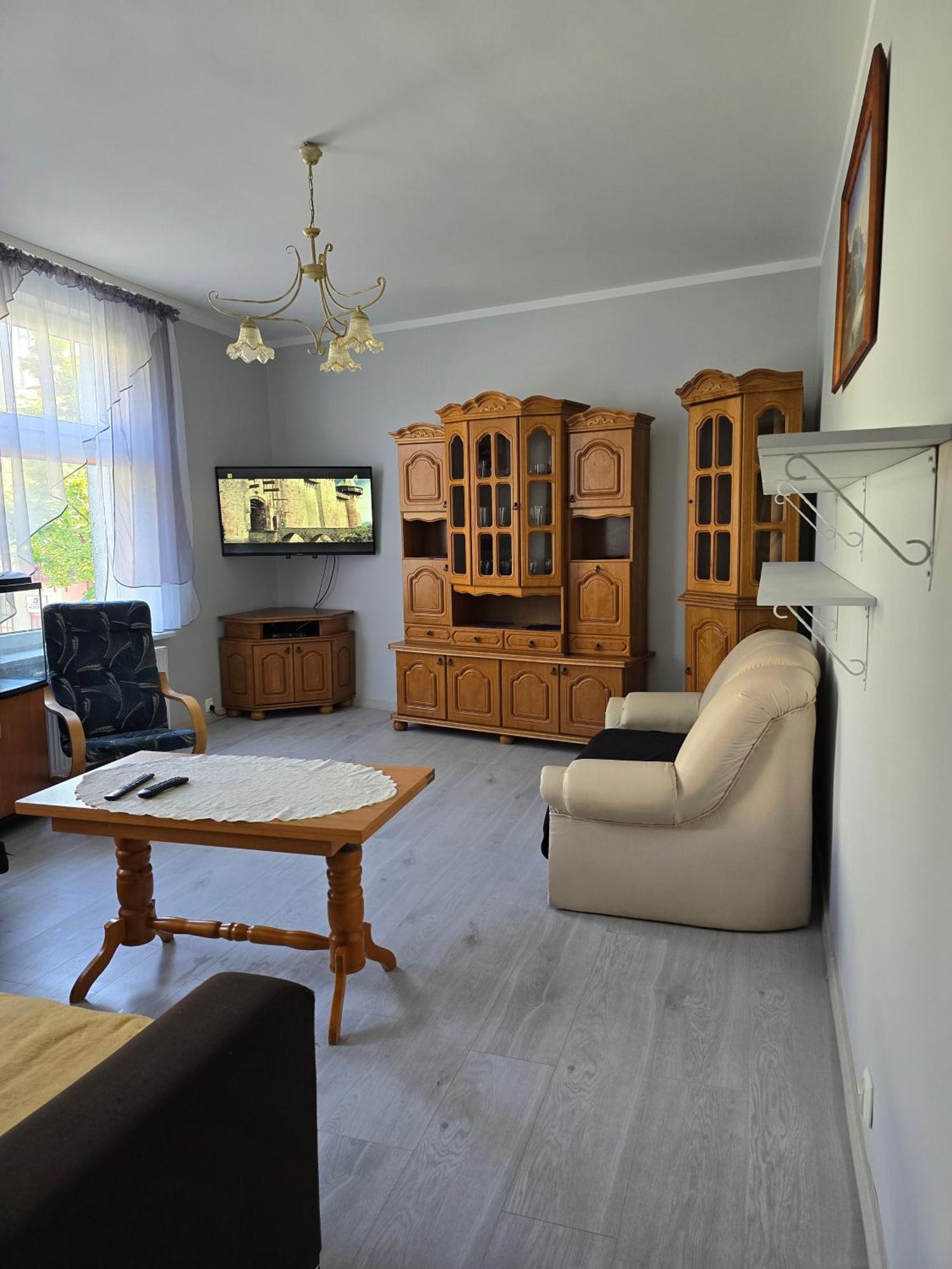 Kamienica Miedzy Klonami Apartment ชวีโนวิชแจ ภายนอก รูปภาพ